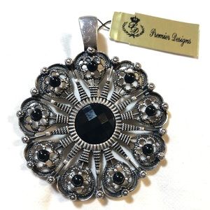 NWT Premier Designs “Romance”4398 Retired Enhancer